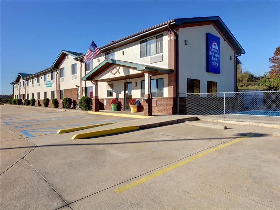 Americas Best Value Inn & Suites Cassville Roaring River Екстер'єр фото